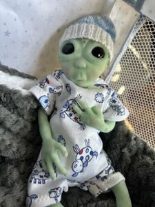 Silicone Baby Alien 海外 即決