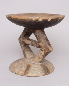 アフリカ　ジンバブエ　トンガ　スツール　木彫り　Q　腰掛　椅子　アフリカンアート　民具