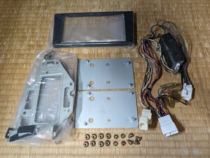 UCF11 UCF10 社外オーディオ取付キット セルシオ 前期 中古 ビートソニック SLA-20 かは不明