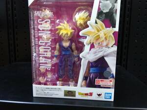 新品未開封品　S.H.フィギュアーツ ドラゴンボールZ スーパーサイヤ人孫悟飯-悟空を超えた戦士- PVC&ABS&布製 塗装済み可動フィギュア