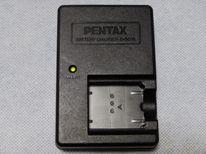 PENTAX D-BC78 純正 バッテリー充電器 ペンタックス バッテリーチャージャー 送料140円 08033164199
