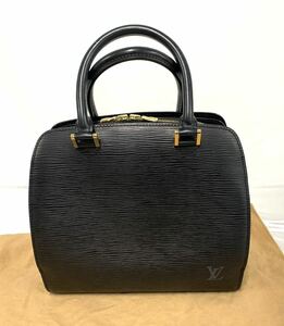 LOUIS VUITTON ルイ ヴィトン エピ ポンヌフ ハンドバッグ レザー ノワール 黒 ブラック ゴールドカラー系 MI0988金具 M52052 カ15 