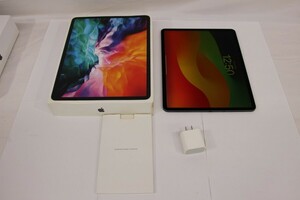 092 k2227 ジャンク品 Apple iPad Pro 12.9インチ 第4世代 256GB MXF52J/A 判定◯ 画面ヤケ大 状態悪