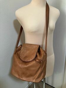 H127☆送料無料☆BOTTEGA VENETA/ボッテガヴェネタ OLD レザー 巾着 ショルダーバック 中古 現状品 高さ27cm 底長さ24cm マチ18cm