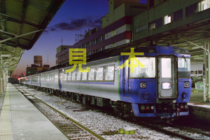 ☆90～00年代鉄道8jpgCD[キハ183系特急おおぞら・まりも(1998・2002年釧路駅)]