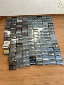 VHS-C、HI8 コンパクトビデオカセットテープ　まとめて130本　Victor, Maxell, FUJIFILM, Sony 現状品