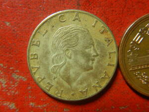 外国・イタリア／２００リレ・アルミニウム青銅貨（1979年）　240508