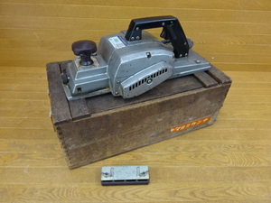 0157M ● makita マキタ ◆ 1804 電気かんな スピードカンナ 鉋 電動工具 木箱ケース付き