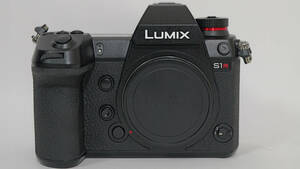 ○中古美品【Panasonic パナソニック】LUMIX DC-S1R-K ボディ ショット数10,612