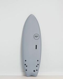 新品！未使用！特価！MF CAT FISH SUPER SOFT QUAD 5’8” 33L GREY/SILVER マルチボックス　フィン付き