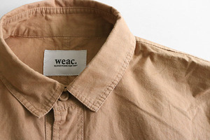 【送料無料】weac. ◆ショートカラー シャツ ブラウン サイズ0 長袖 コットン くるみボタン 日本製 ウィーク ◆WX11