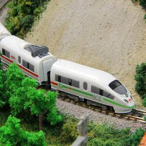 Zゲージ DB ICE3 BR406 Green Stripes 送料無料 鉄道模型 ストラクチャー ジオラマ ドイツ ヨーロッパ 海外 国際線仕様 DB 環境保護