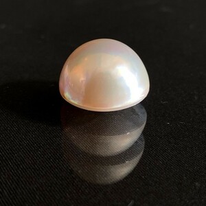 【大粒 山高】マベパール 27ct 5.4g / 径19.8mm 高さ13.7mm / ぷっくり 山高 良テリ ルース 裸石 真珠 Mabe Pearl Jewelry 半円真珠 A734