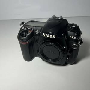 Nikon D200 ボディ　デジタル一眼レフカメラ