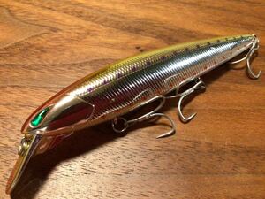 X★美品★NORIES ノリーズ LAYDOWN MINNOW MID 110F レイダウンミノーMID 110F“フローティング”「クラウンブリーディングシャッド」