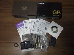 RICOH GR DIGTAL III GRD3 本箱付き デジタルカメラ シャッター回数1265回