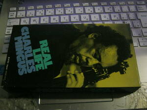 CHARLES MINGUS チャールス・ミンガス / REAL LIFE リアル・ライフ 国内VHS DANNIE RICHMOND WALTER BISHOP CHARLES McPHERSON