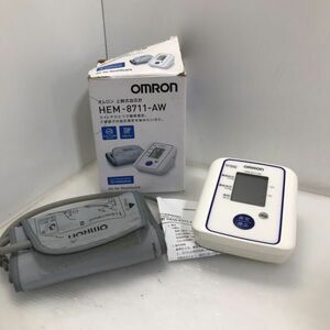 J1-4235T 【動作品】 OMRON/オムロン 上腕式 血圧計 HEM-8711-AW 上腕式血圧計 自動電子血圧計