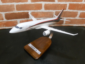 1/100 Mitsubishi Space Jet (MSJ) （三菱航空機 ） 国産リージョナルジェット　 木製模型　ソリッドモデル