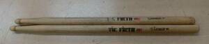 中古 VIC FIRTH マーチング・スティック MS1/MS2 [59-702]◆送料無料(北海道・沖縄・離島は除く)◆