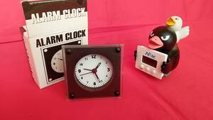 〈非売品・新品・作動確認〉アフラックのキャラクター時計＋置き時計