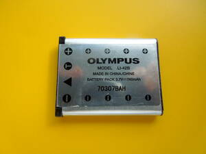 ■Ll-42B . OLYMPUS 純正充電池まだまだ立派に使える中古.1枚 、動品■