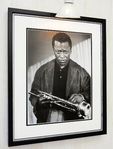 マイルス・ディビス/1960/アートピクチャー額装/Miles Davis/モダン・ジャズの帝王/Jazz Icon/トランペット/お店のディスプレイ/壁飾り