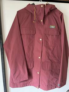 L.L.Bean Mountain Classic Resistant Jacket マウンテンジャケット　レディースM