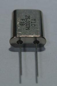 10Mhz 汎用 クリスタル 水晶発振子HC-49U 1個