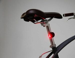 BEACON 盗難防止効果バツグン 自転車ライト LED Bike Light/ビーコン・バイク・ライト