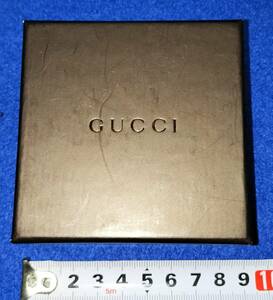 GUCCI　グッチ　空箱　小袋（未使用品）付き