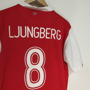 NIKE製　Arsenal　LJUNGBERG　＃8　アーセナル　フレドリック・ユングべリ　ユニフォームシャツ　表記サイズM　送料230円