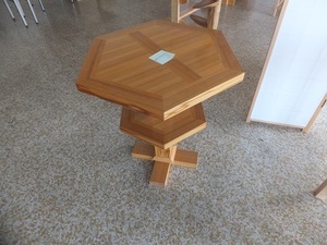 六角テーブル 　小川木材建具工業協同組合