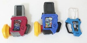 ● 仮面ライダーエグゼイド おもちゃ ガシャット 3点セット ●NOE09274　タドルクエストガシャット　ガシャットギア デュアルβ