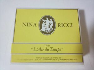 Nina Ricci ニナリッチ TRIO L