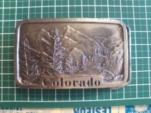 バックル　コロラド　Colorado　自然　山　木　森　インディアメタルクラフト　ヴィンテージ　ベルト　非鉄　真鍮　ブラス