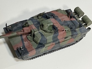 タミヤ1/３５フランス主力戦車　ルクレール　シリーズ２塗装済完成品　ダイキャスト製ロードホイール、純正エッチング、ブロンコ製履帯付