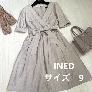 INED 夏素材ワンピース　Aライン　サイズ　M