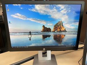 HP EliteDisplay 24インチワイドLED液晶モニタ E242 IPSパネル 1920x1200 16:10 フルHD HDMI 画面回転 高さ調整