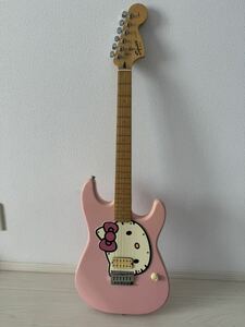 ハローキティ HELLO KITTY ストラトキャスター Squier by Fender ギター