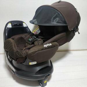 【送料込】アップリカ 美品 フラディアグロウ ISOFIX デラックス チャイルドシート フルフラット 回転 ターン 新生児～ クリーニング済