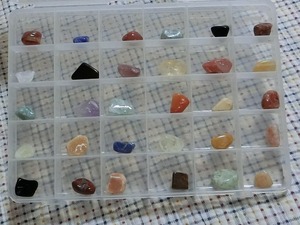 個人のコレクション パレット付 標本 鉱石 天然石 岩石 鉱物 セット 水晶 シトリン アメジスト タイガーアイ など　まとめ
