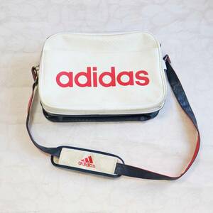 ｗ1002　ショルダーバック　アディダス　adidas 中学生　長期保管品　中古品　USED