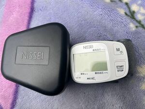 NISSEI 日本精密 手首式デジタル血圧計 WS-10J 脈派測定 健康管理 体調管理 現状売り切り