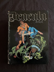 Dracula Annual ◇NEW ENGLISH LIBRARY出版 ◇大判　ハードカバー【関連】アメコミ　コミック　