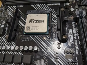 新品マザーボード ASUS プライム A520 me と 未未使用に近いryzen 3 3100のセット