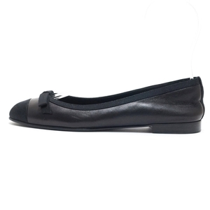 シャネル CHANEL フラットシューズ 36 1/2 C - ラムスキン×化学繊維 黒 レディース リボン/ココマーク 靴