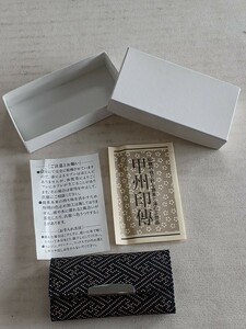 甲州印傳 キーケース 伝統の技で彩る鹿革と漆の工芸品 印伝 甲州印伝 4連 INDEN-YA 長期保管