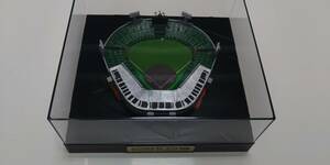 ★非売品・年席限定！甲子園甲子園球場開場１００周年記念・甲子園球場ジオラマと帽子・ピンバッチ