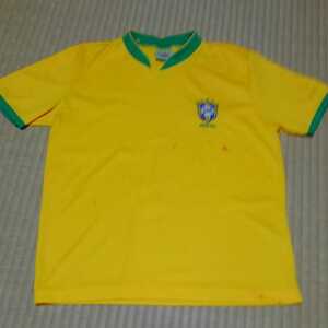 2F-610 サッカー　プラシャツ　Tシャツ　半袖　ジュニア　ブラジル イエロー 140サイズ？